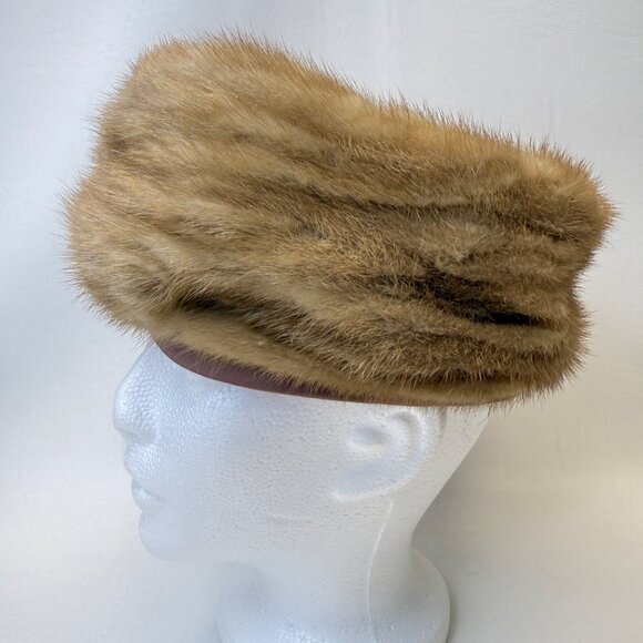 Designed by Lora‎ Fur Pillbox Hat Vintage Mid-Century MCM Classic - Picture 1 of 7